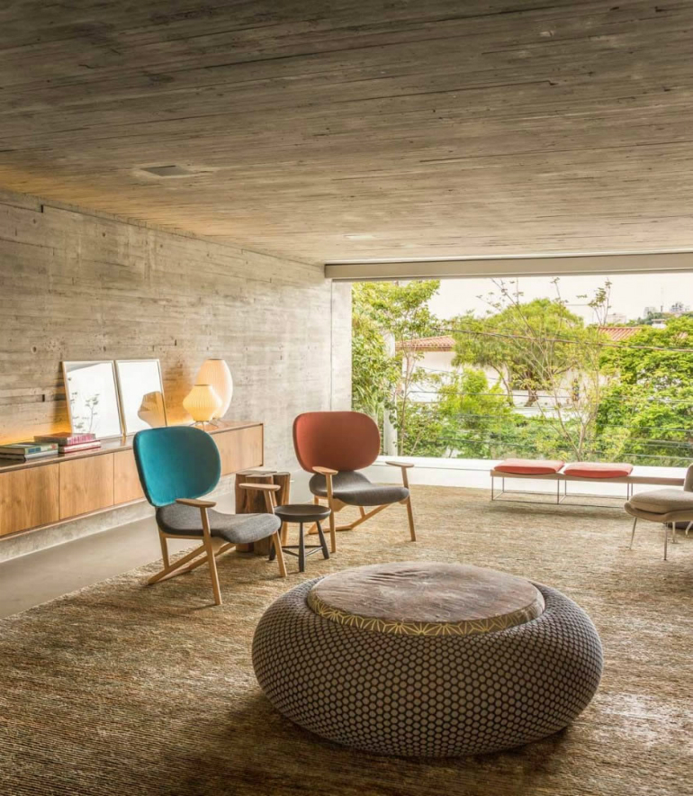 7 Unique Mid-Century Living Room Designs