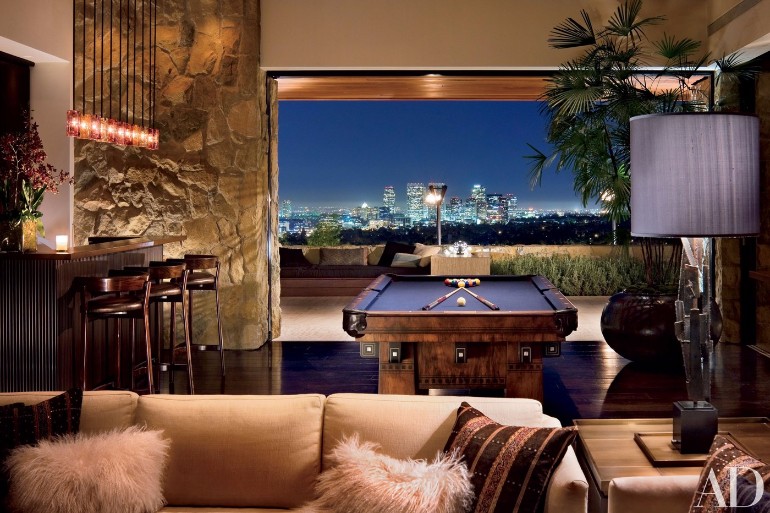 Meet Jennifer Aniston MidCentury Modern Living Room in Beverly Hills