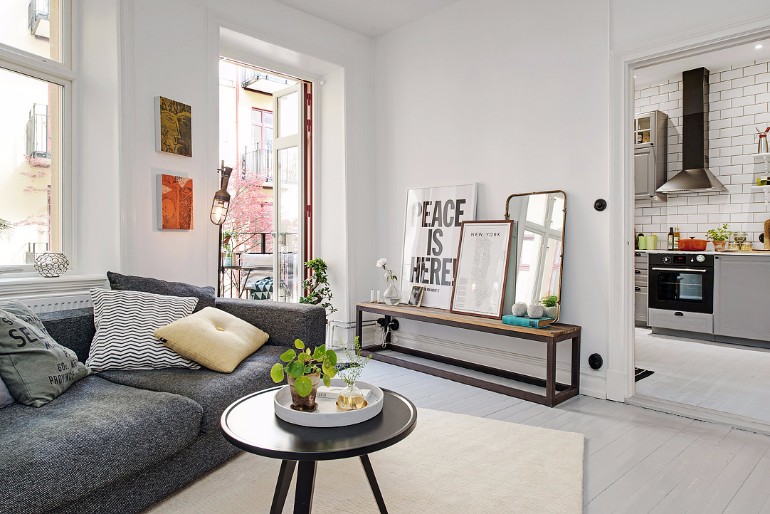 Living Room Ideas: Renter-Friendly Design Inspiration