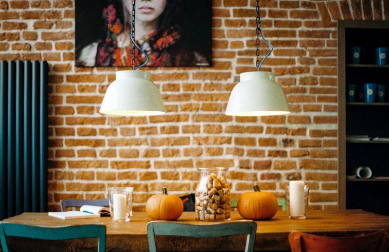 Living Room Ideas For Fall (And What To Avoid)
